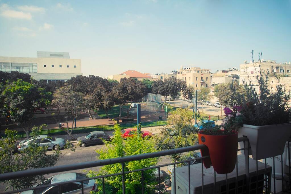 Spacious Jaffa Apt Near The Flea Market เทลอาวีฟ ภายนอก รูปภาพ