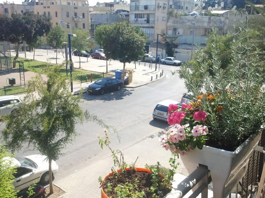 Spacious Jaffa Apt Near The Flea Market เทลอาวีฟ ภายนอก รูปภาพ