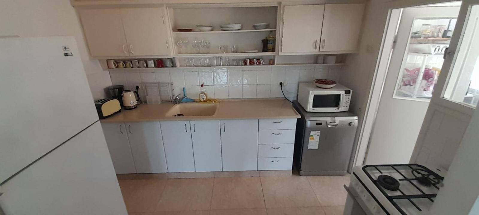 Spacious Jaffa Apt Near The Flea Market เทลอาวีฟ ภายนอก รูปภาพ